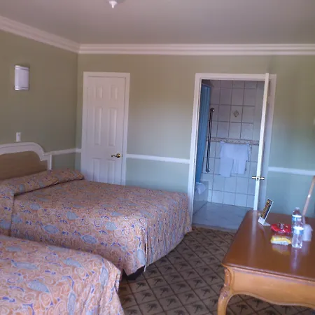 Santa Ana Travel Inn-2